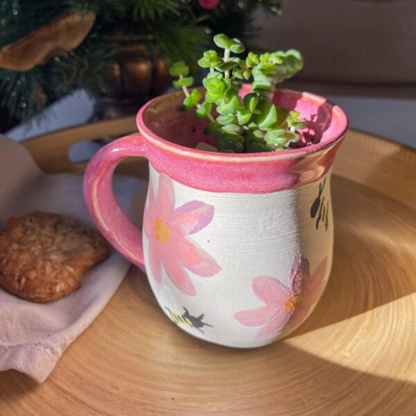 Toni – Bees & Flowers Planter (1) - Image 2